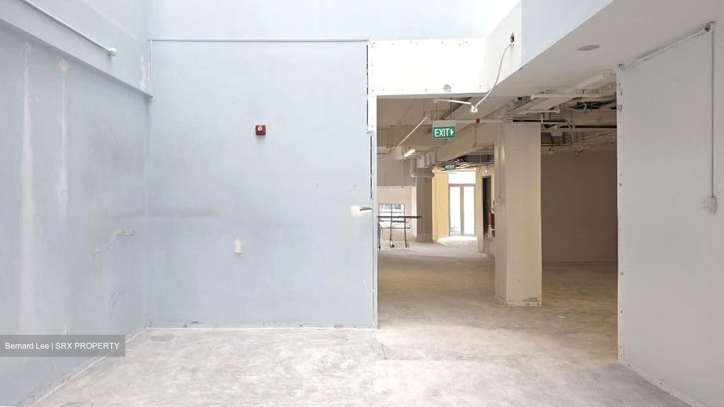 Hongkong Street (D1), Office #630136501